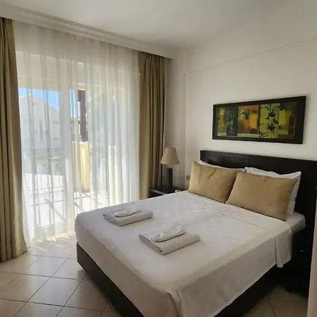 Hotel Kharma Beach Club Spa Apollonium Bay *